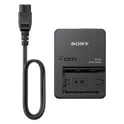 CÁMARA SONY A6700 S/CUERPO + CARGADOR BC-QZ1
