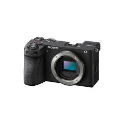 CÁMARA SONY A6700 S/CUERPO + CARGADOR BC-QZ1